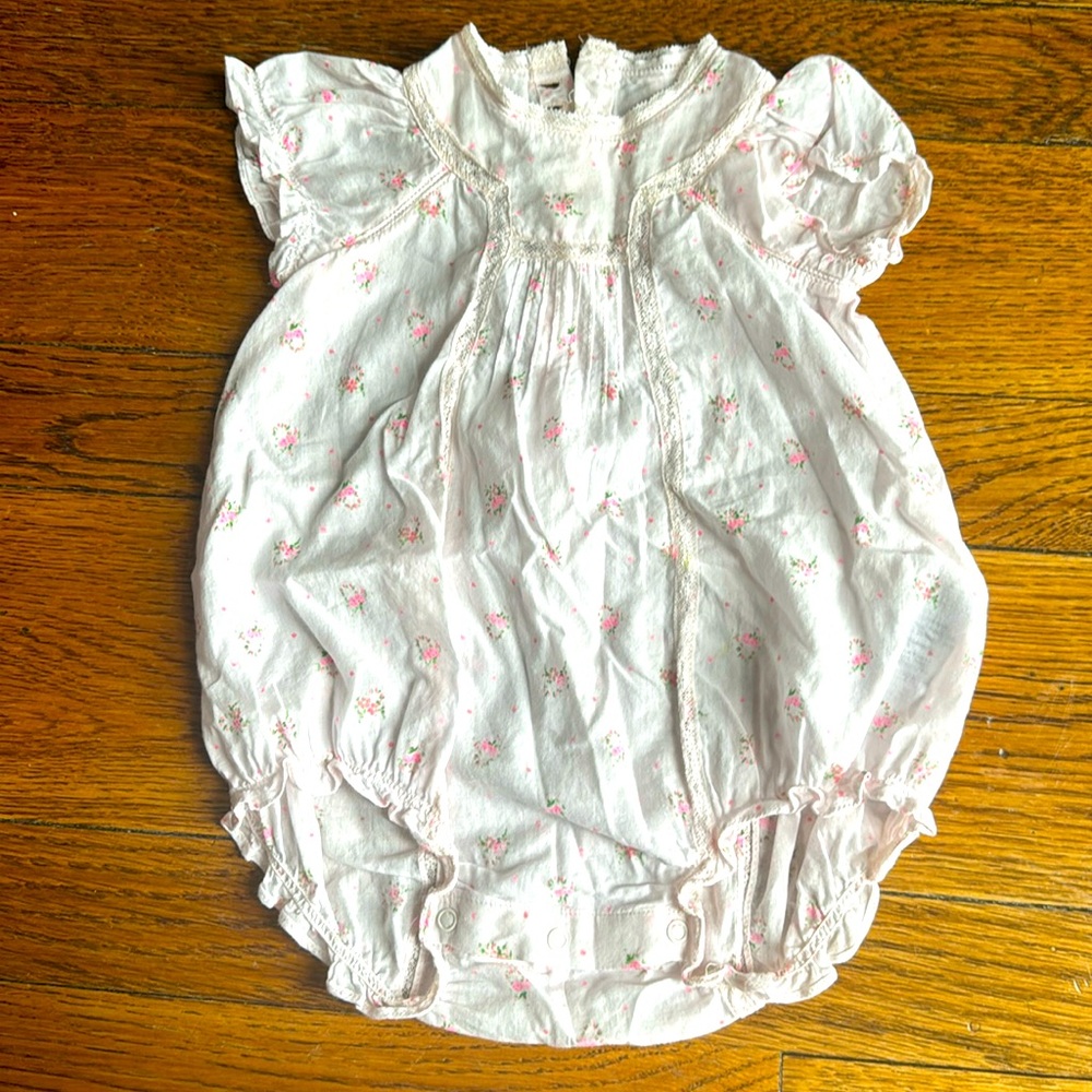 Bonpoint Onesie